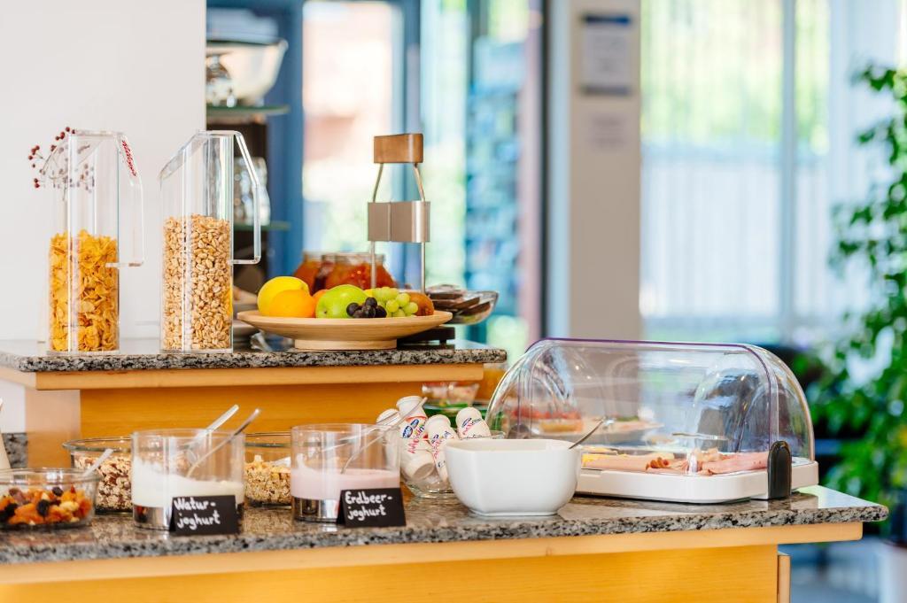 Hotel Graf Lehndorff Zur Messe 3*